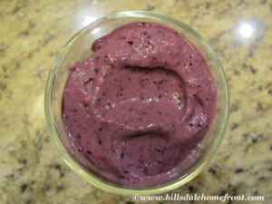 yogurt breakfast smoothie