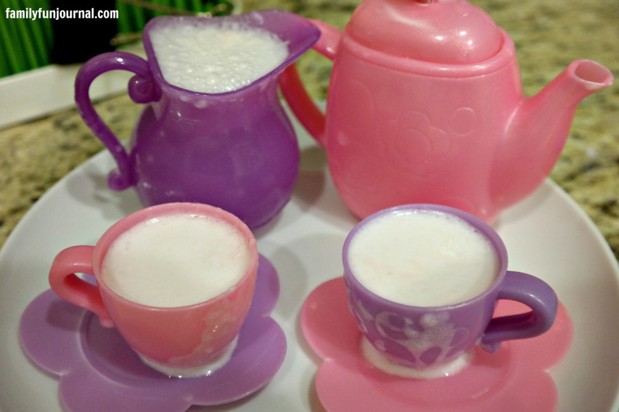 foaming tea party