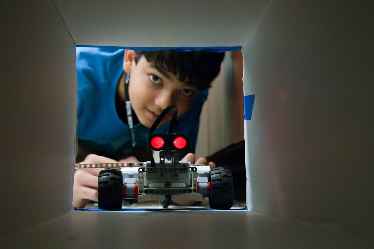 dmaroboticsstudenttestsrobotsusingobstacles