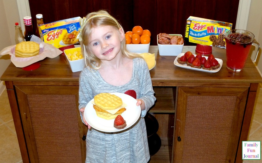 sandwiches with eggo waffles