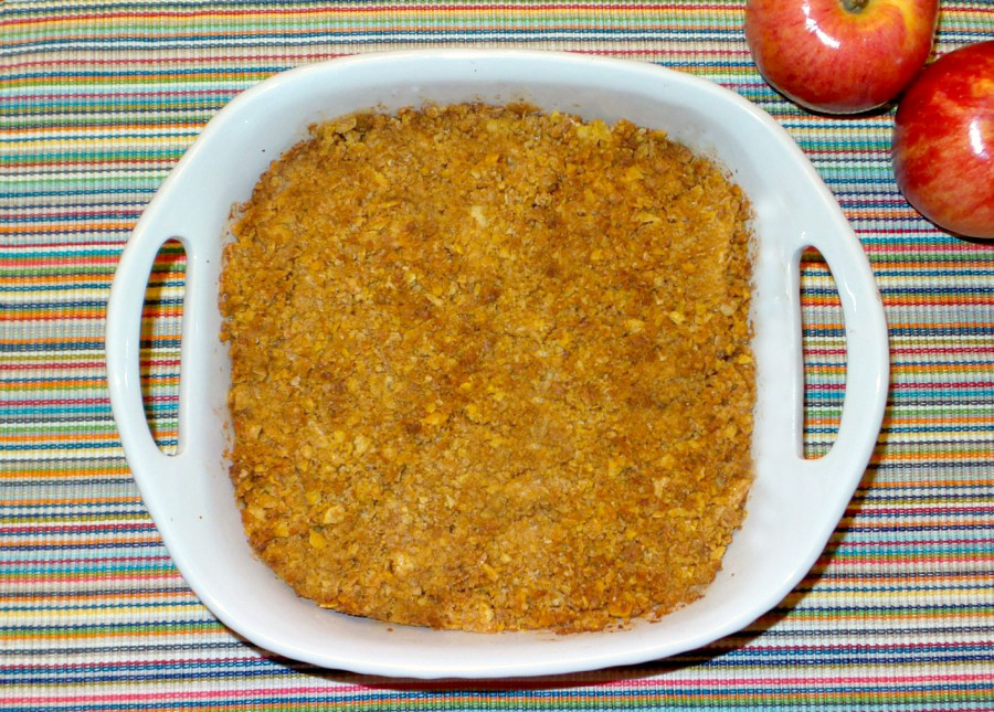 Easy Apple Crisp with Honey Bunches of Oats - Family Fun Journal