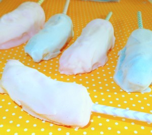 frozen yogurt banana pops 2