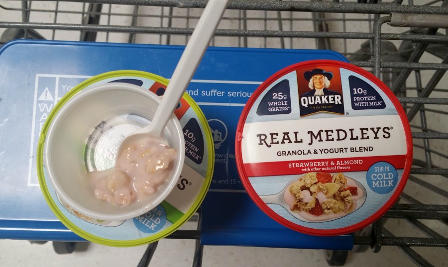 quaker real medleys strawberry and granola