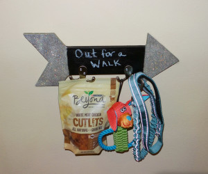 diy chalkboard dog leash holder finished