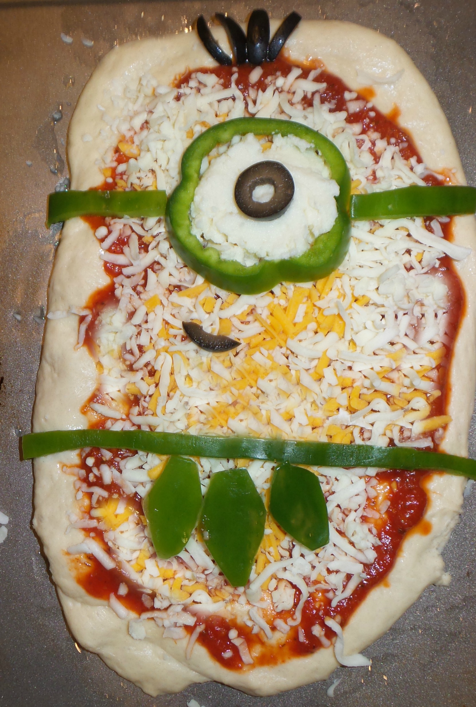 minion pizza raw