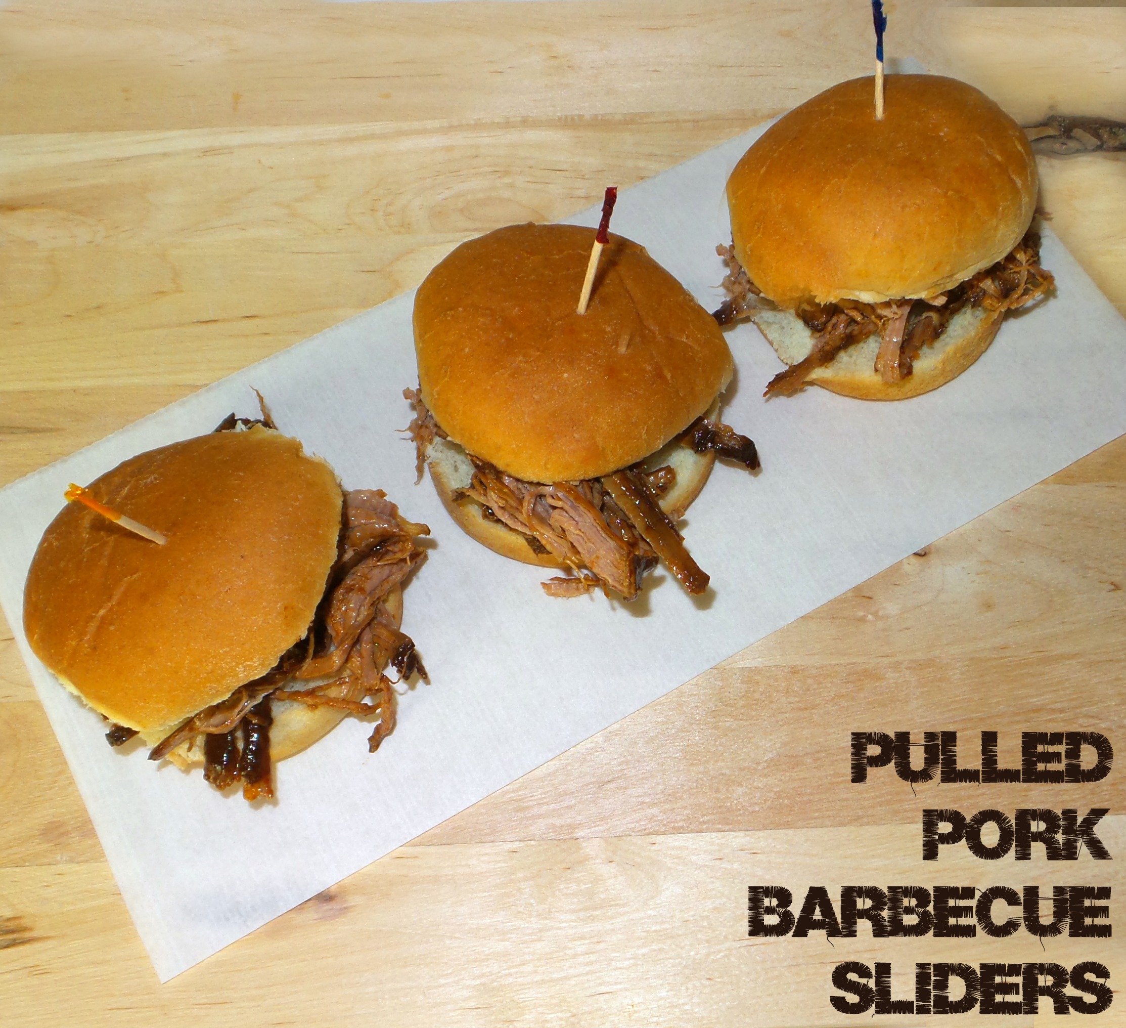 crock pot pulled pork barbecue sliders